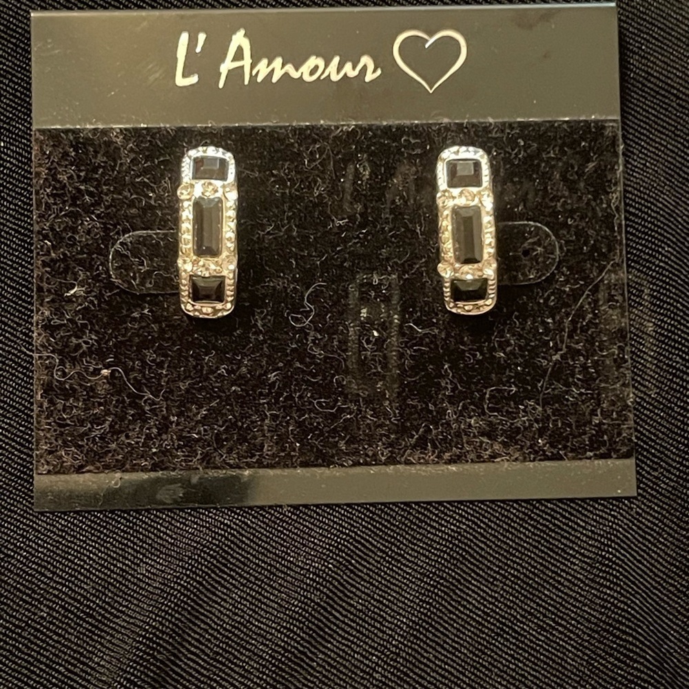 L'Amour Black and Silver Geometric Earrings